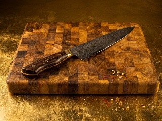 Ironwood Gourmet Charleston 14-inch end grain acacia cutting board